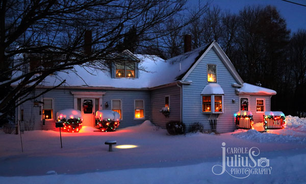 houses decorated with christmas lights houses decorated with christmas lights