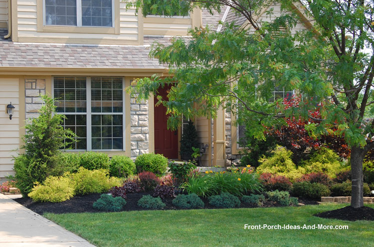 Lewis Center Ohio | Front Yard Landscaping | Front Porch ...