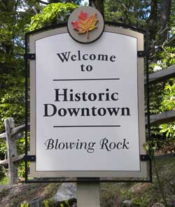 Blowing Rock welcome sign