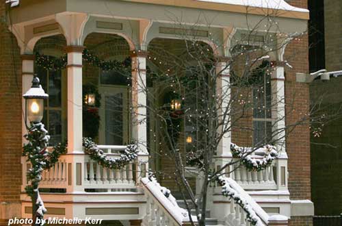Christmas light idea example = snowy scene