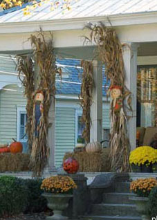12 Easy Fall Decorating Ideas for Your Porch or Yard