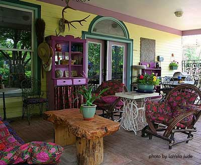 Furnished Porch