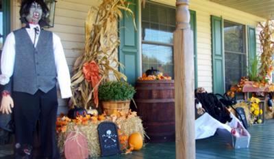 halloween and autumn decorations on front porch