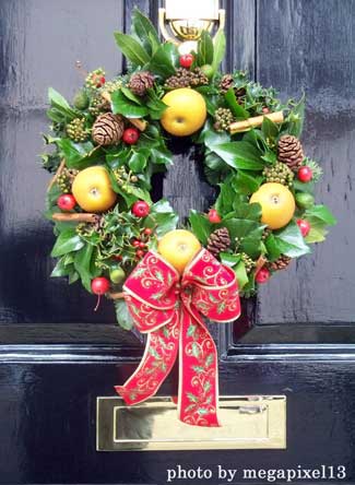 pleasing holiday wreath designs