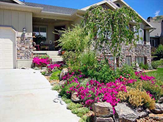 Front Yard Easy Landscaping Ideas For Front Of House