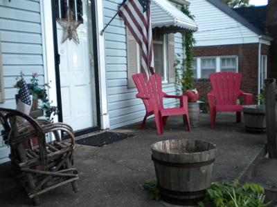 Bungalow screened porch