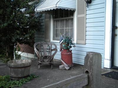Bungalow screened porch