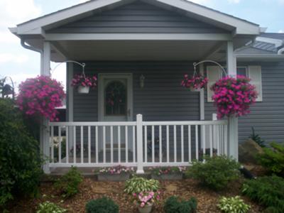 Pink charm - hanging baskets