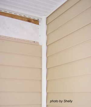 Vinyl Siding Junction At Windows Built In J Channels Building Construction Diy Chatroom Home Improvement Forum