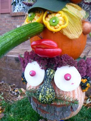 zuchinni nose on pumpkin