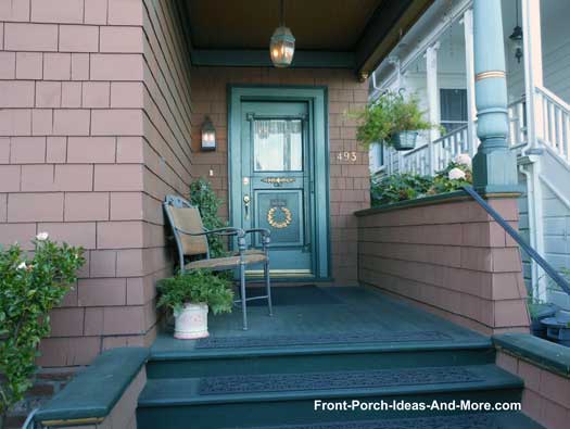 Small Porch with lots of appeal