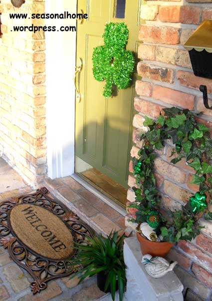 Front Porch Decorating For Holidays