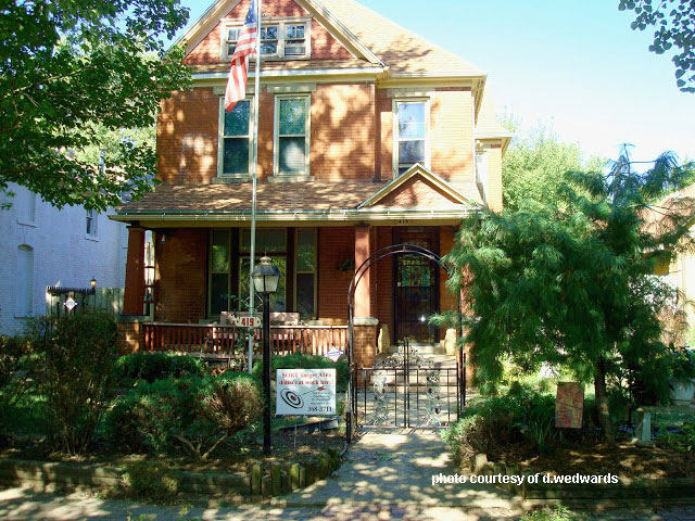 Victorian home and front porch in craftsman style