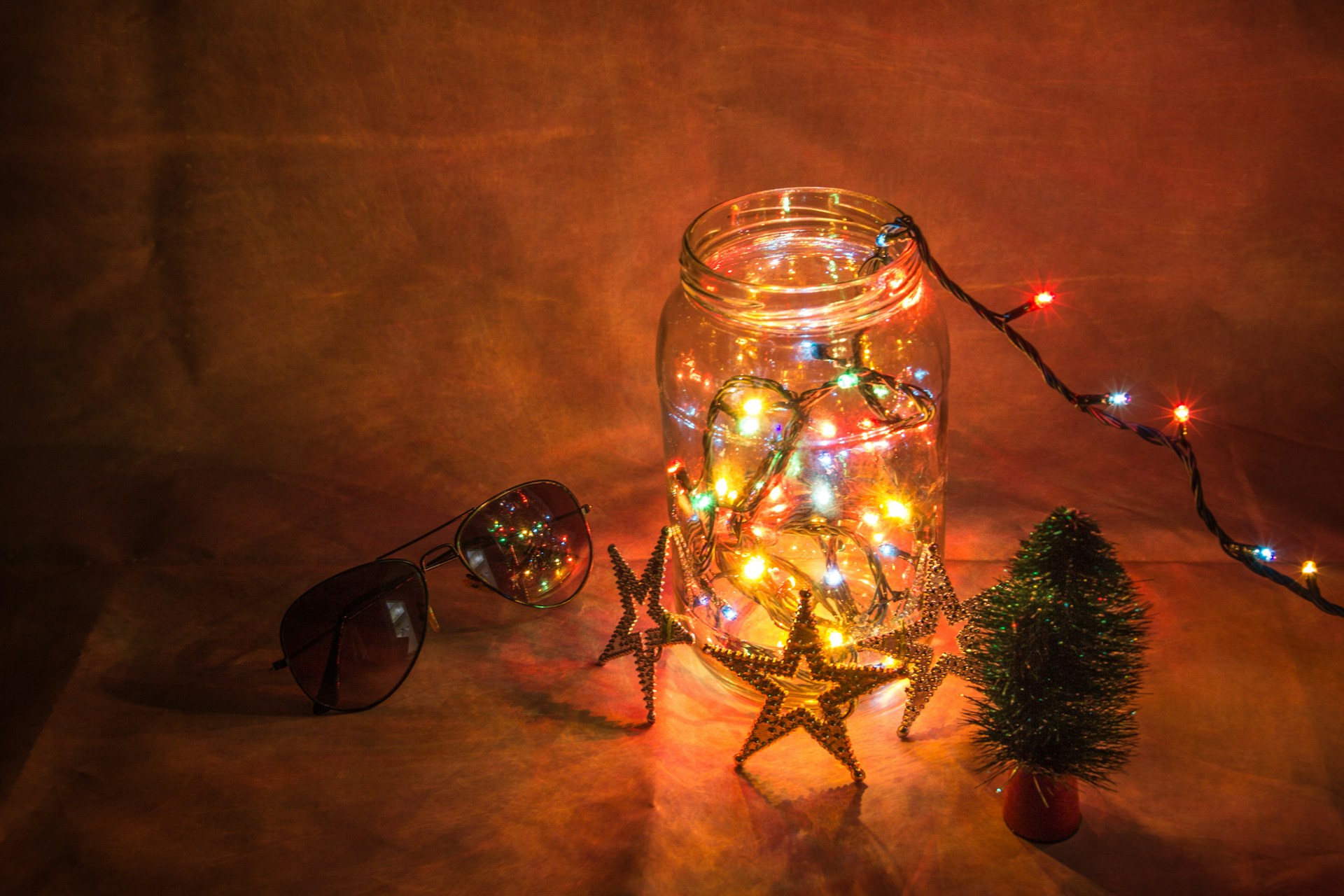 apartment porch christmas decorations from unsplash