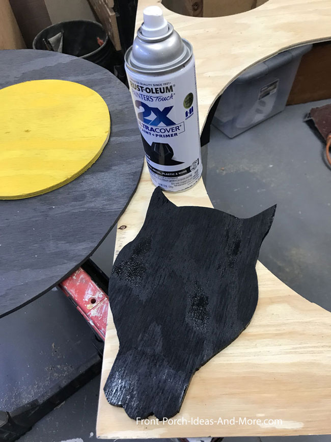 sky,moon, and owl painted in applicble colors