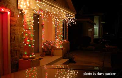 christmas lights porch light outdoor decorating icicle columns rope railings hang include