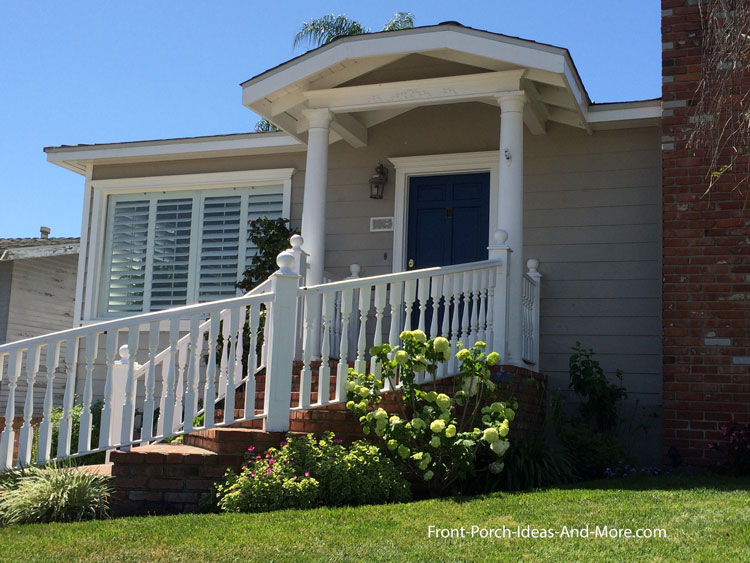 door overhang with additional columns