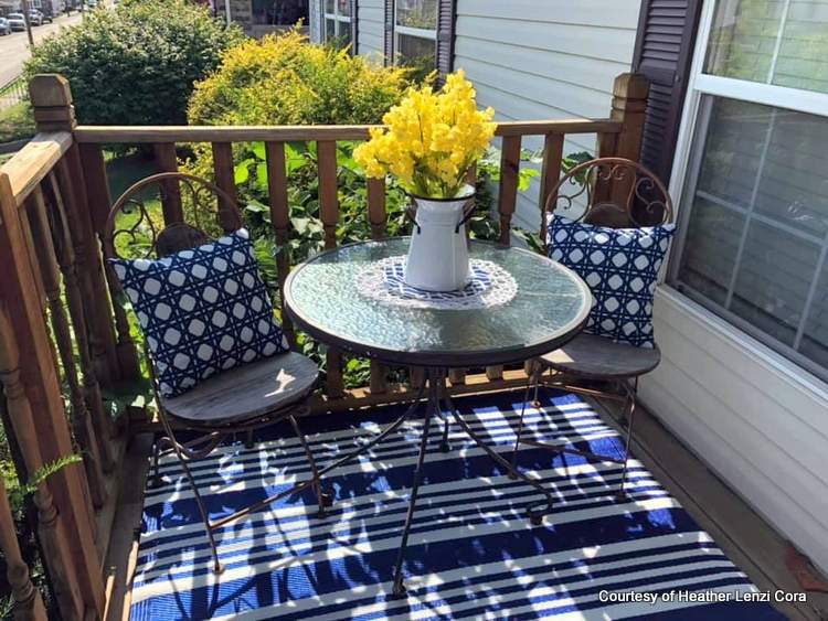 Heather's bistro, table and chairs on her mobile home porch