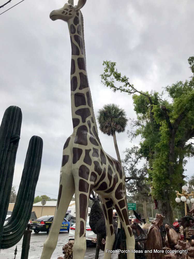 Yard Art Emporium - giraffe yard art