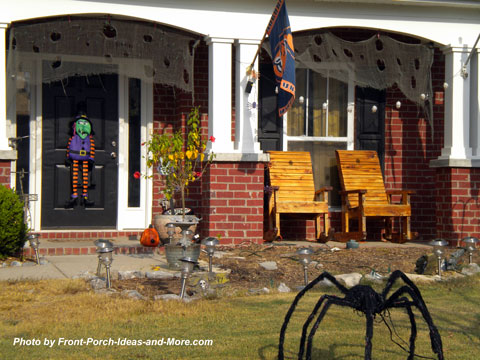 Outdoor Halloween Decorations for Fright and Fun
