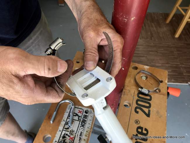 how to hang flag on post