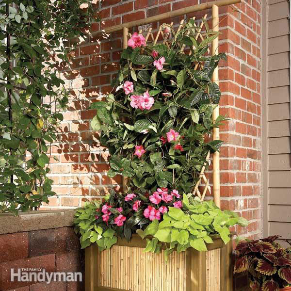 planter with porch treillis