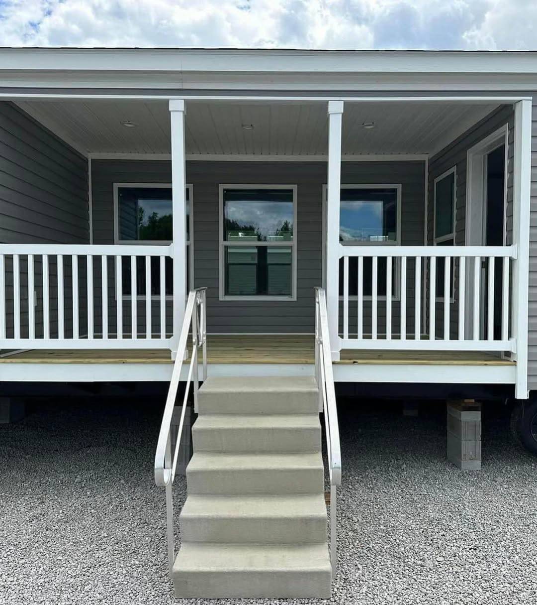 prefab mobile home rear porch