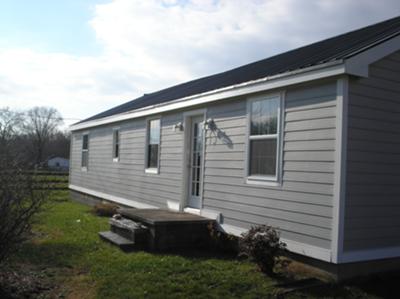 standard ranch style home without a front porch side view