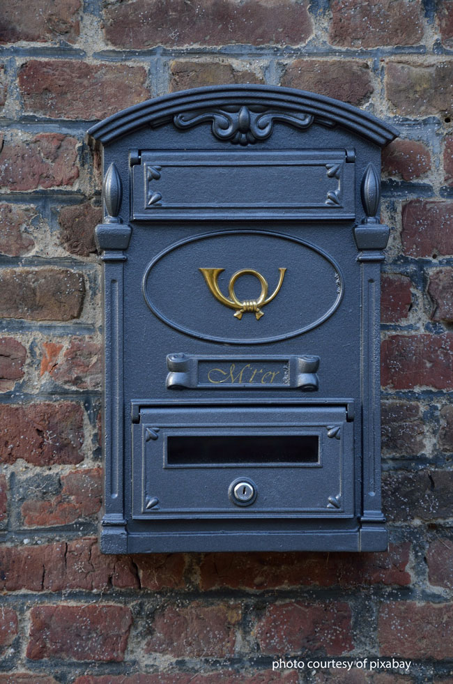 blue retro letter box