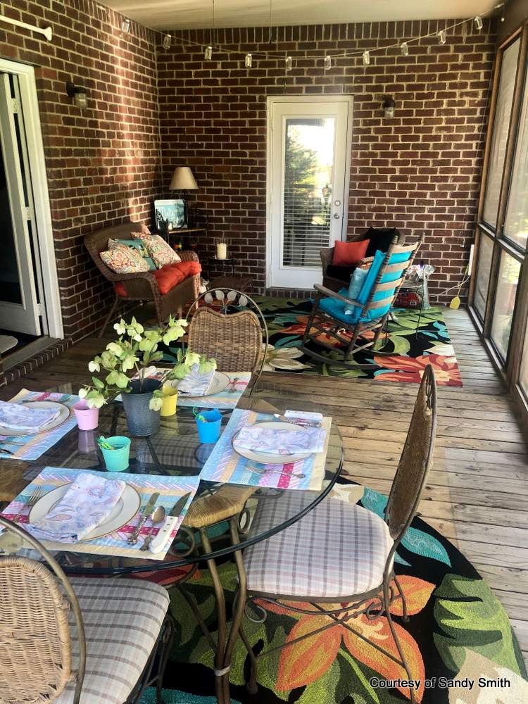 welcoming screened porch